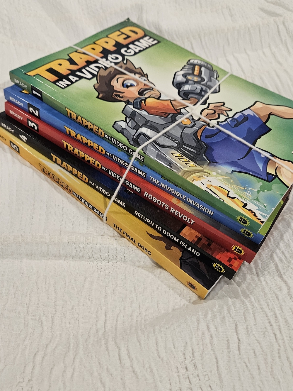 Trapped in a Video Game Book Set 1-5